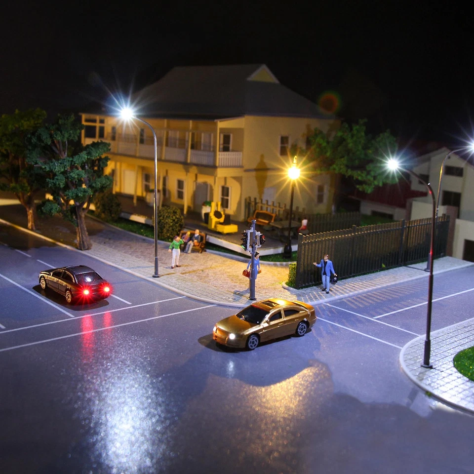 12pcs Z N scale 1:220 Head Lighted Model Car Model Trains Layout 12V EC200 - Image 4 of 4