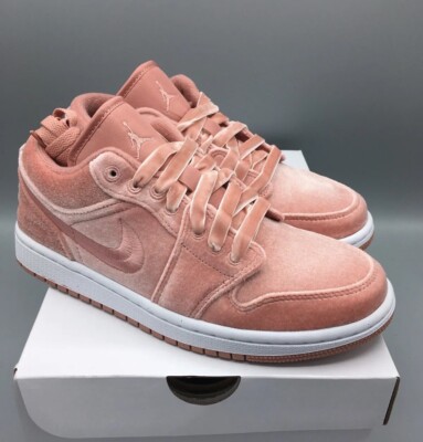Nike Air Jordan 1 Low SE (W) Rust Pink Velvet White EU 36 Rosa Velour Weiß Neu