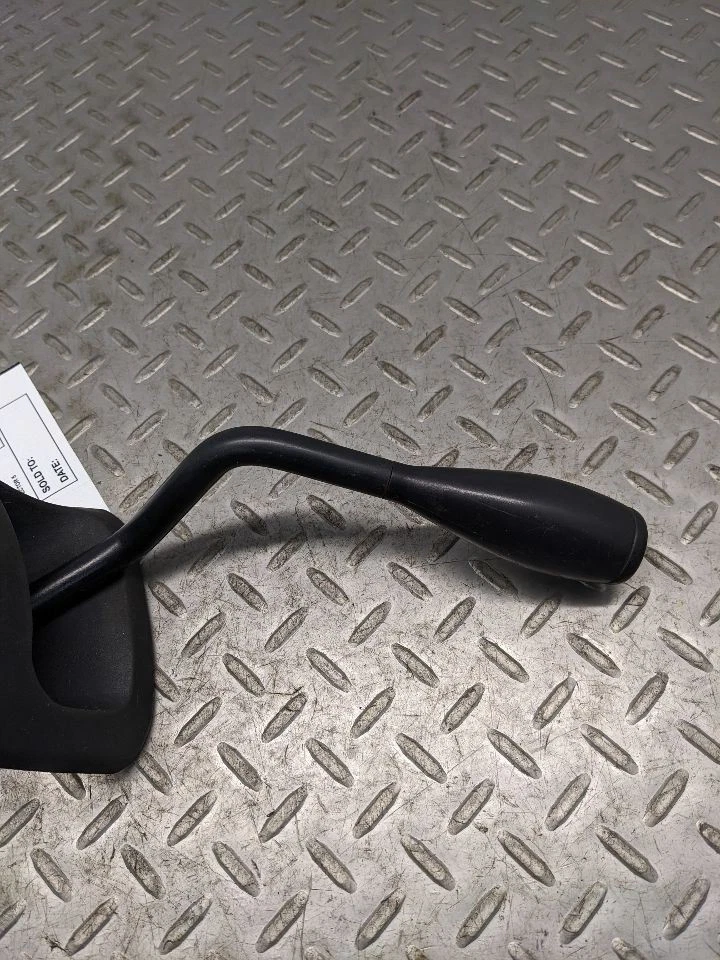 2003 - 2007 DODGE RAM 2500 3500 CUMMINS AUTOMATIC GEAR SHIFTER HANDLE 1178783 - Image 2 of 4