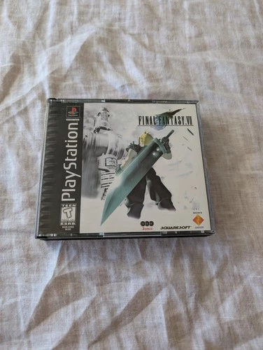 Final Fantasy VII (PlayStation 1 1997)  CIB black label.
