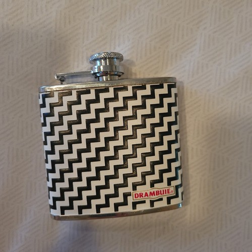 Drambuie Stainless Steel Flask Black White Zigzag Pattern Distillery Theme