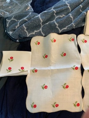 Handmade  Linen Embroidered Placemats and Napkins (4 of Each) UNUSED