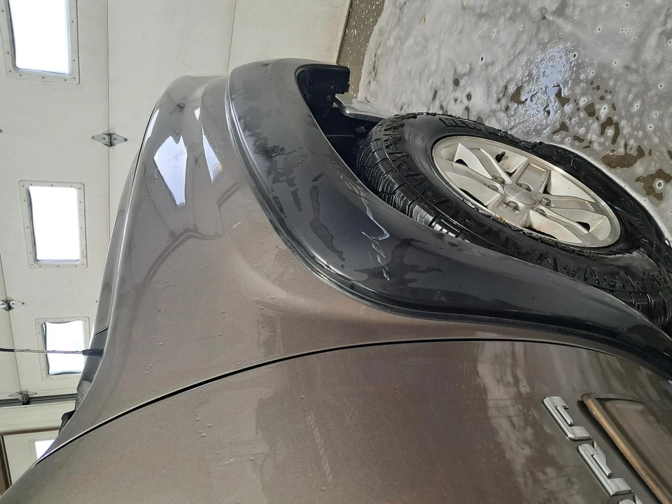 Depósito de líquido de lavadora usado se adapta a: camioneta GMC Sierra 1500 2013 grado A Foto 2 de 4