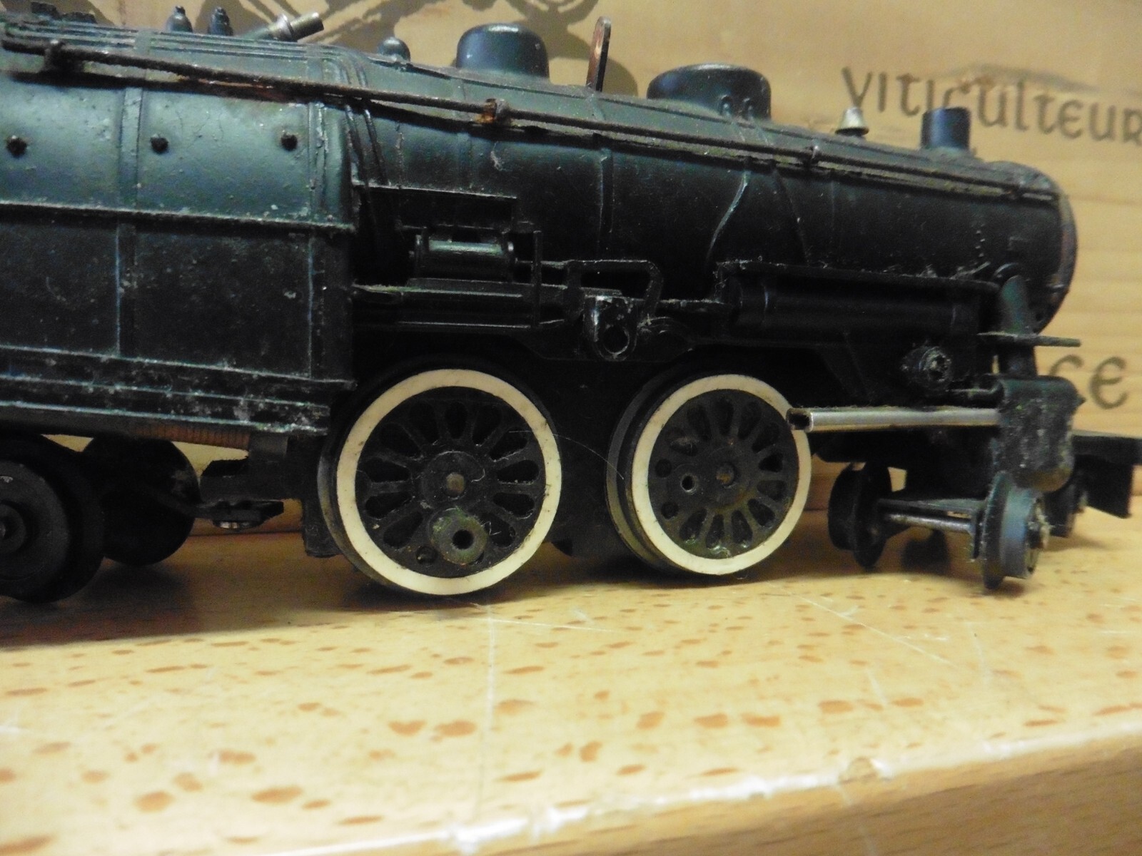Picture 3 of 8