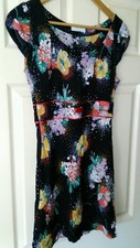Womens Bold Floral Print M&S Dress. Size 10.