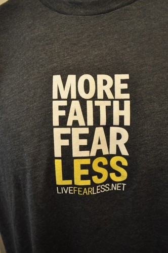 "More Faith Fear less" Religous Faith Inspirational Men's Dark Charcoal T-shirt - Picture 2 of 7