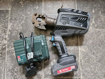 Cembre B-TC250 Cordless Wire Rope Cable Cutter UK