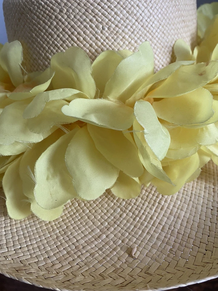 Vintage Hat Straw French Quarter Design USA Yellow Flower Petals Small 7” Women - Image 3 of 4