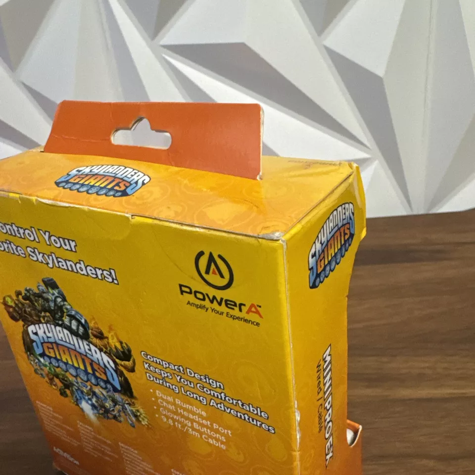 Power A Skylanders Giants Mini Pro Ex Orange Wired Controller Xbox360 (RARE) - Image 3 of 4