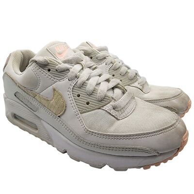 air max that lace themselves