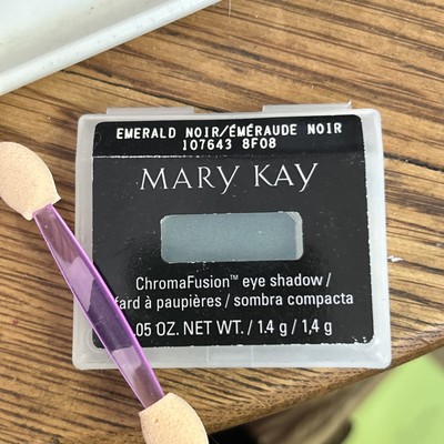 Mary Kay Chromafusion Eye Shadow Emerald Noir 107643 Free Ship with applicator