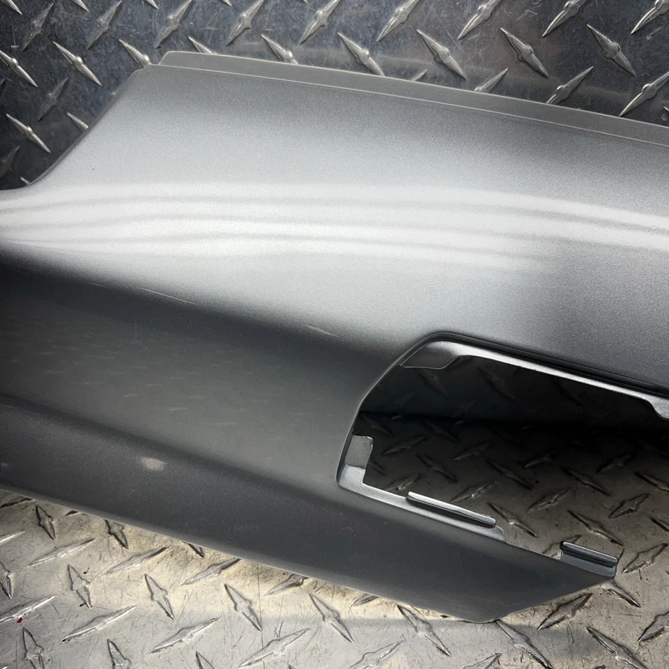 1989 年本田 Pc800 右后备箱盖 81240-MR5-8700  — 第 4/4 张图片