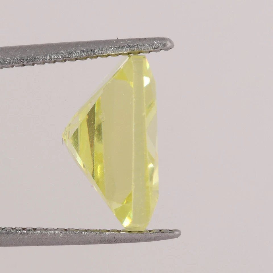 Yellow Cubic Zirconia 8.15CT Princess Facet Cut Loose Gemstone Rings For Women - Image 3 of 4