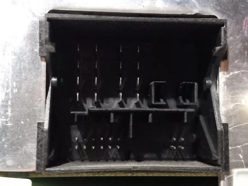 6M2T18C815 Sistema Audio/Radio Cd para FORD S-MAX (CA1) Titanium 2006 867662 - Imagen 2 de 4