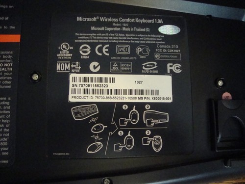 Microsoft Ergonomic Comfort Wireless Desktop Keyboard 1.0A & Optical Mouse 2.0 - Picture 10 of 10