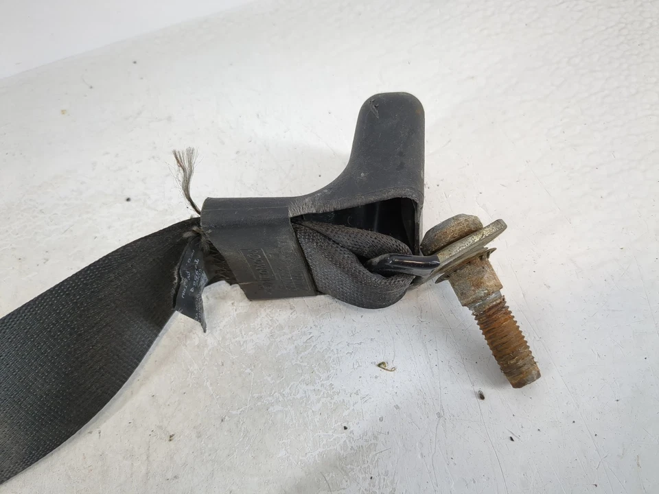 Ford F-350 Super Duty 2011-2016 conductor cinturón de seguridad delantero retractor TCWY0 Foto 2 de 4