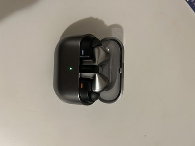 Samsung Galaxy Buds3 Pro Wireless Earbuds - Noise Cancelling + Ladecase