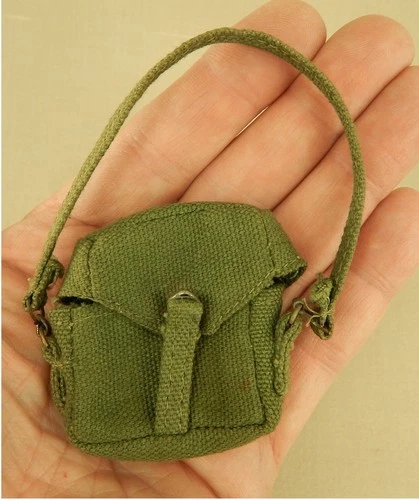 Vintage 1965 Hasbro GI Joe #7719 Marine Medic Set Green Cloth Shoulder Pouch C7