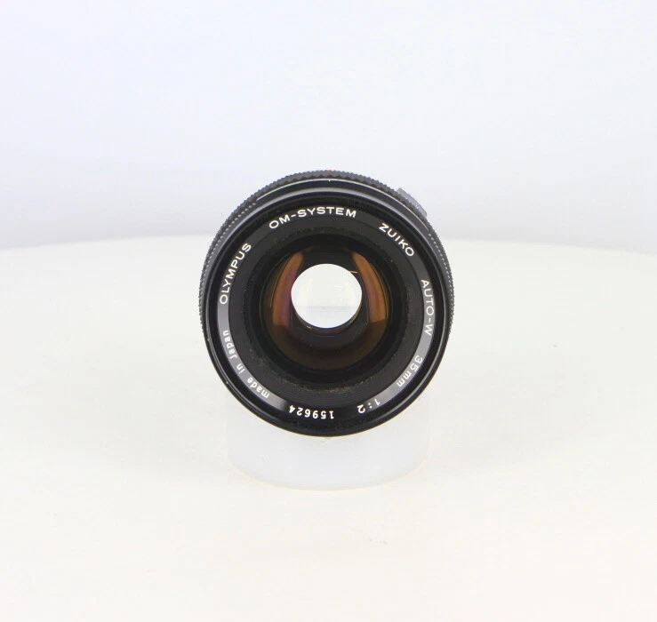 OLYMPUS OM System Zuiko Auto W 35mm f/2 MF Lens Excellent from