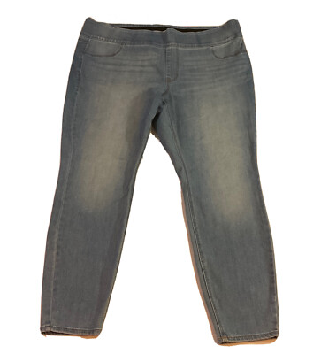 Old Navy Mid Rise Jeggings Elastic Waist Woman Size 22 Light Wash Denim 