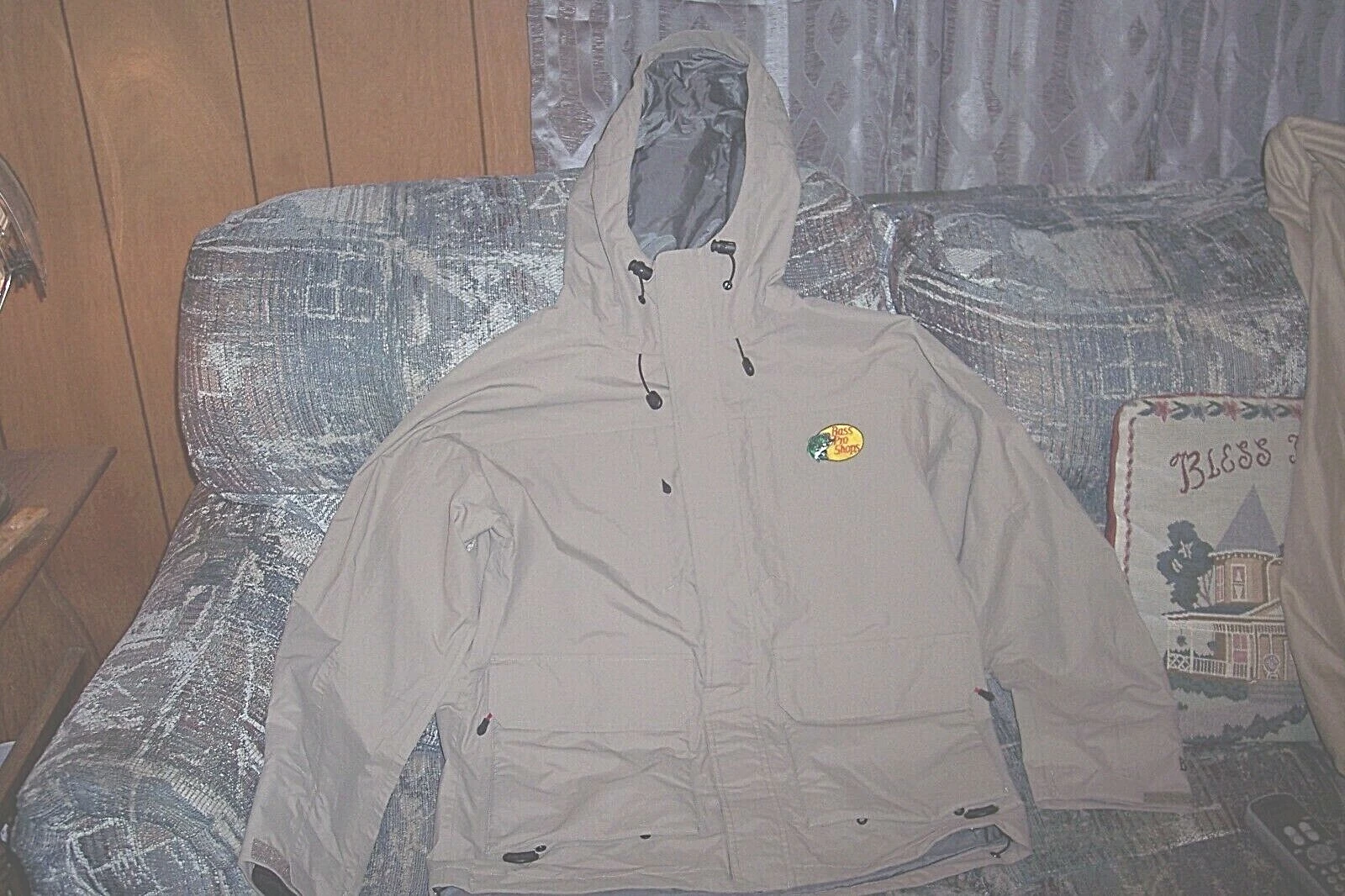 Mens Medium Rain Jacket Fishing Parka Non Insulated Rain Jacket Waterproof HPR