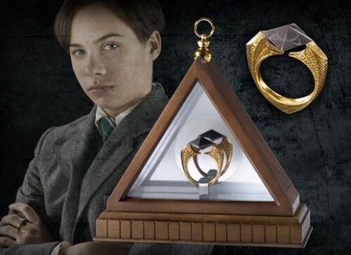 NEW HARRY POTTER 24K GOLD VOLDEMORT HORCRUX RING PROP REPLICA DISPLAY - Picture 1 of 2