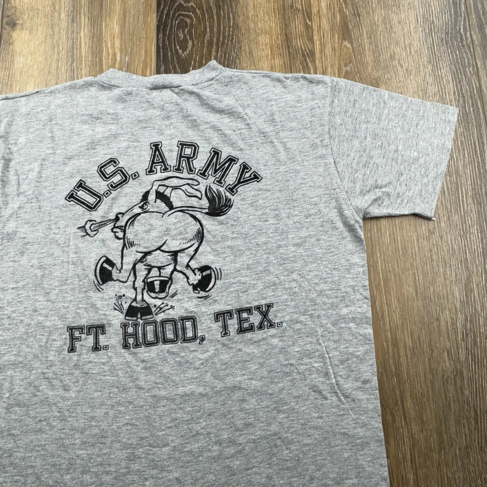 Camisa con capucha vintage del ejército de Estados Unidos para hombre M gris Texas burro soldado años 80 rayón camiseta de EE. UU. Foto 2 de 4