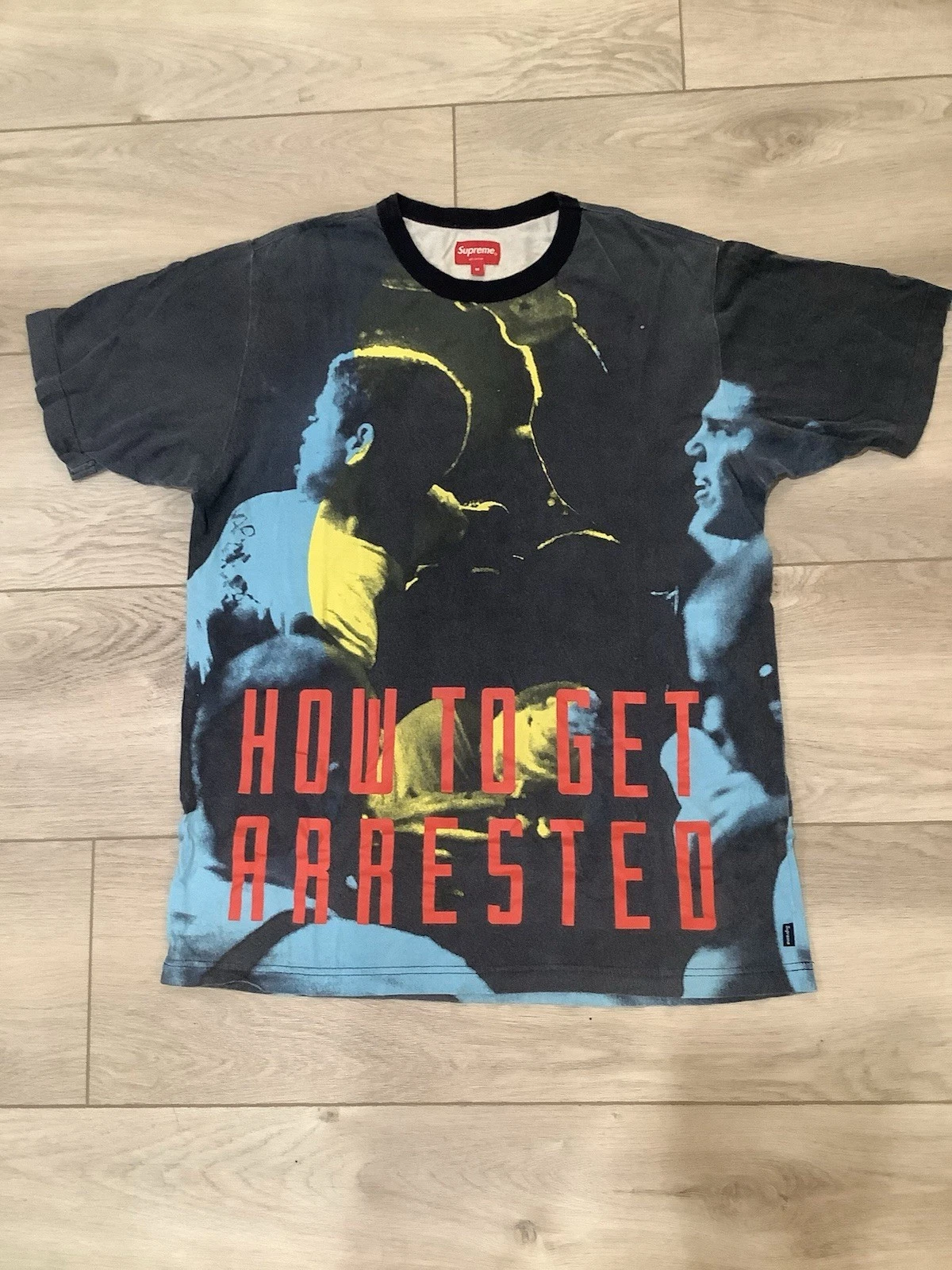 T shirt Supreme How To Get Arrested taille M