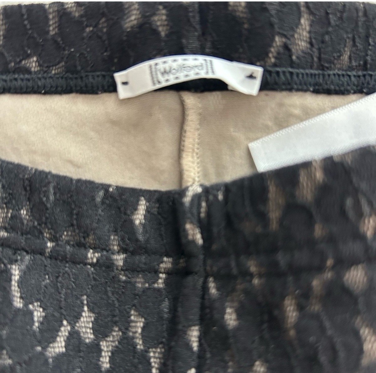 Wolford Black Lace Bonded Trousers Pull On Pants Leggings Pockets  display picture 1