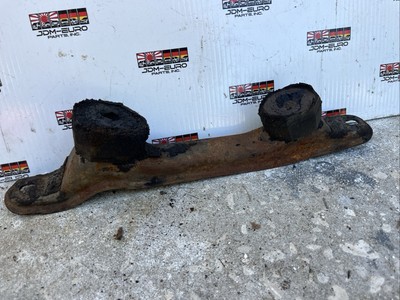  BMW E30 OEM Manual Transmission Getrag 240 260 Cross Member Mount *065*