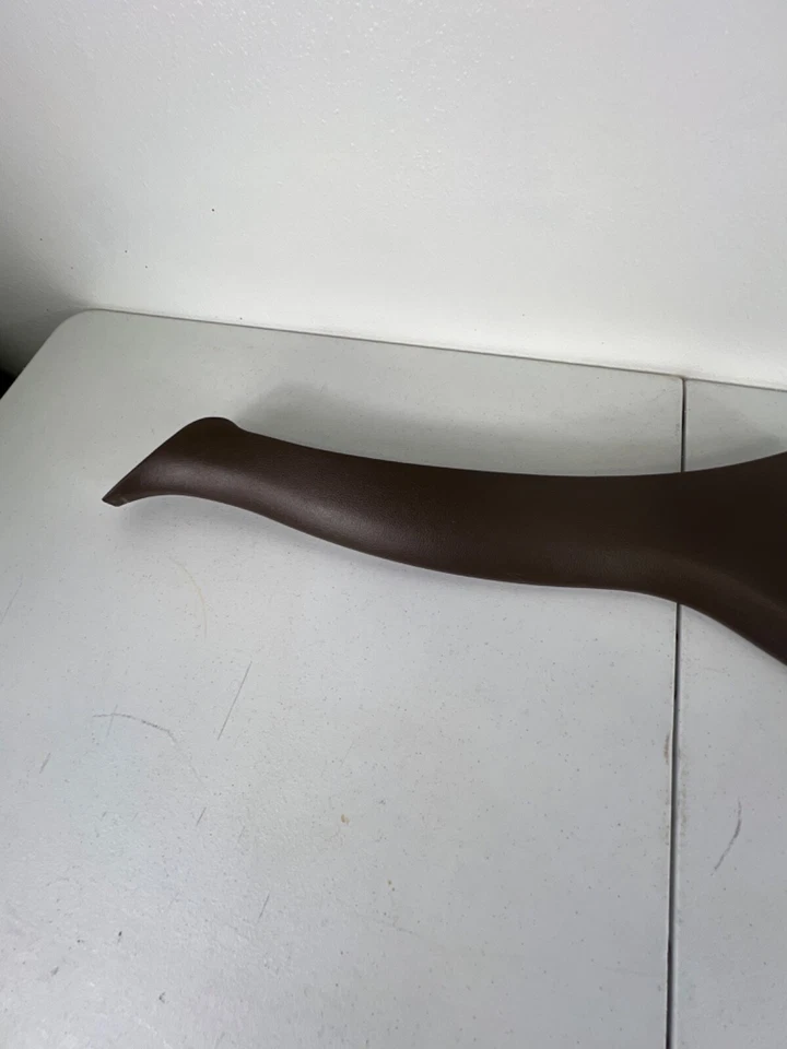 95 96 97 LEXUS LX450 задний левый драйвер C стойка отделка коричневый OEM 6255260020 - Изображение 3 из 4