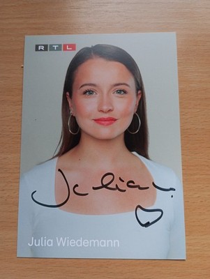 Julia Wiedemann aus Alles was zählt Autogramm