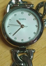 Fossil Ladies Silver Tone Case Chain Bracelet Sunburst Dial Crystal Markers