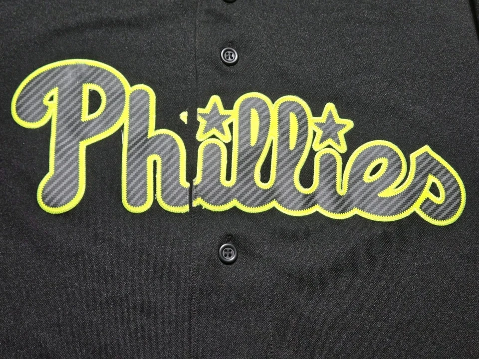 Majestic Ryan Howard Philadelphia Phillies Limited Edition MLB Jersey Mens Large - Image 3 of 4