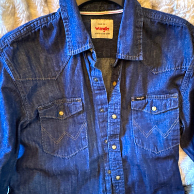 Wrangler Men's S Blue Denim Cotton Button-Up Long Sleeve Pocket Shirt