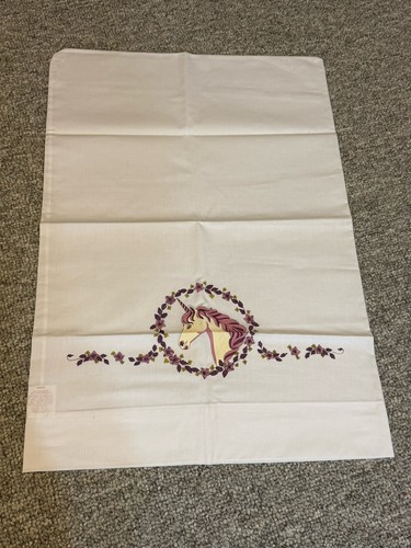 Tri-Chem Unicorn Thomaston 42X34 Pillow Case PAINTED ( READ)