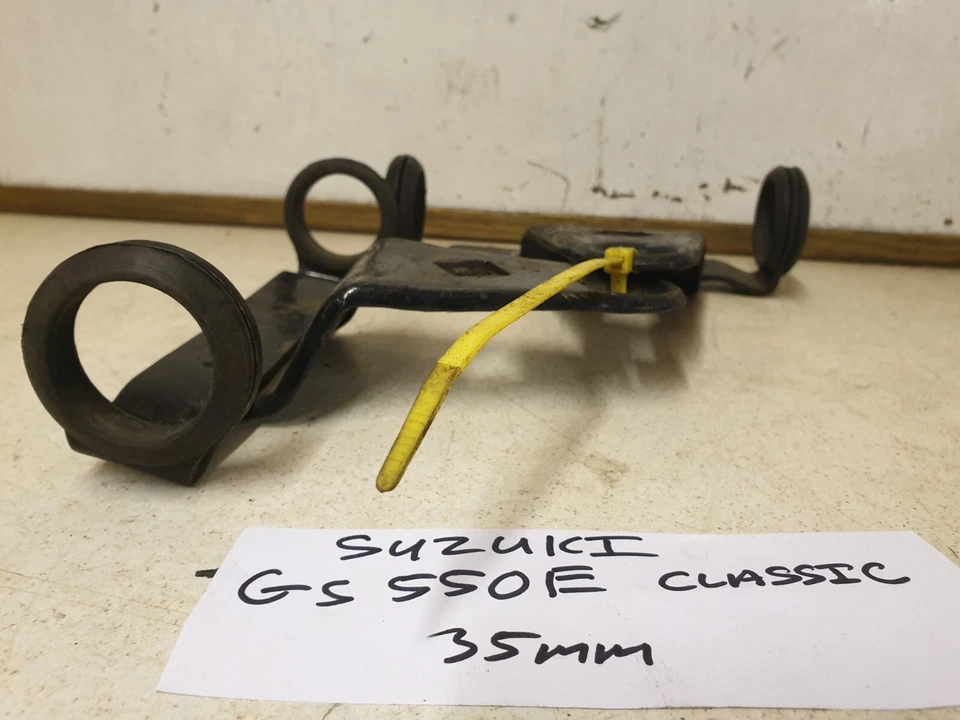 SUZUKI GS550E 1977 A 1980 SOPORTES DE MONTAJE DE FAROS CON HORQUILLA GOMAS 35 mm juego 1 Foto 4 de 4