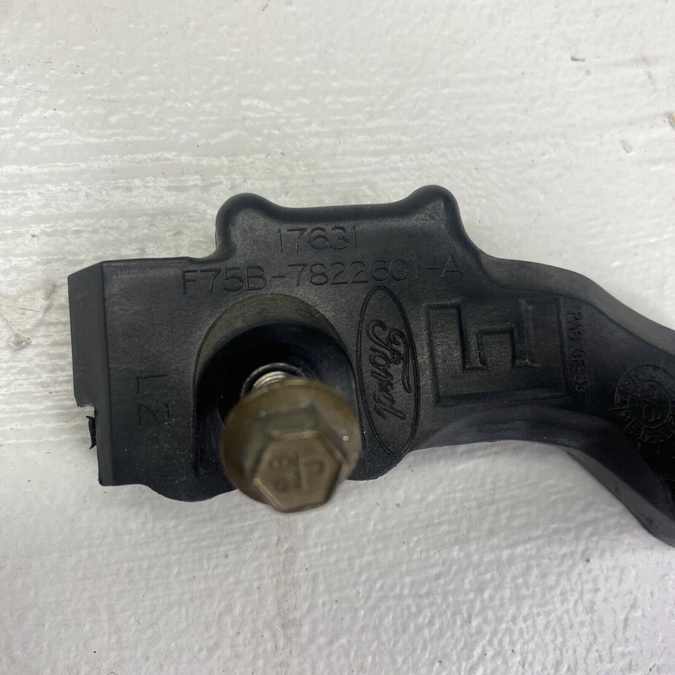 Manija interior de la puerta interior trasera izquierda para Ford Expedition 1997-2002 F75B-7822601-A Foto 4 de 4