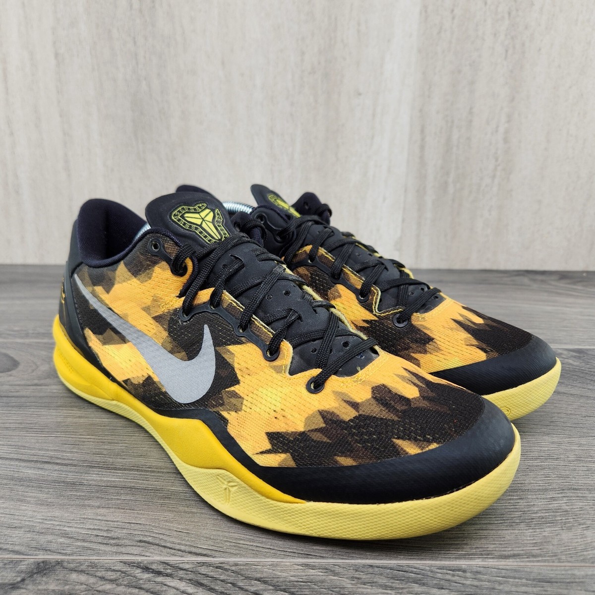 Nike Kobe 8 Size 9.5 Mens Sulfur Electric Black Yellow 2012