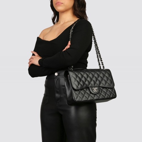 chanel classic jumbo double flap bag