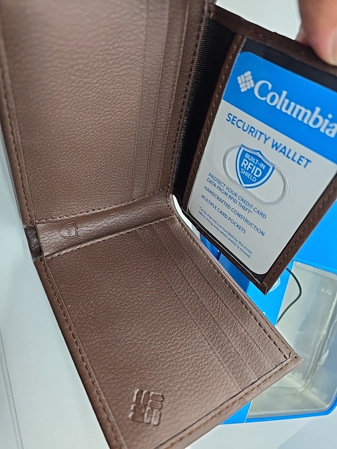 Columbia Mens Bifold Leather RFID Security Wallet Brown 31CP220019 
