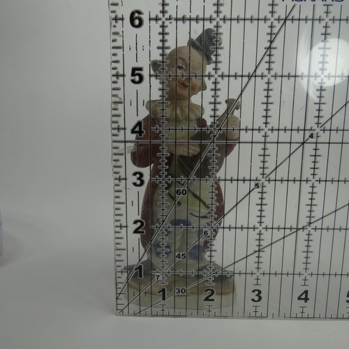 Vintage Musical Hobo Clown Playing Guitar painted Figurine Korea UCGC WZKVU - Picture 14 of 14