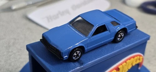 Hot Wheels Blackwall 1993 Front Runnin’ Fairmont - Blue - Vintage Sto & Go Set