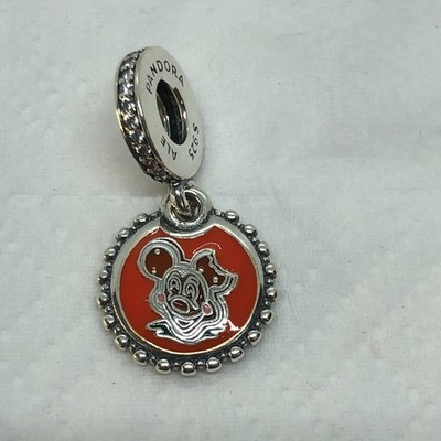Disney Christmas Holiday Charm Mickey Gingerbread Face Cookie New