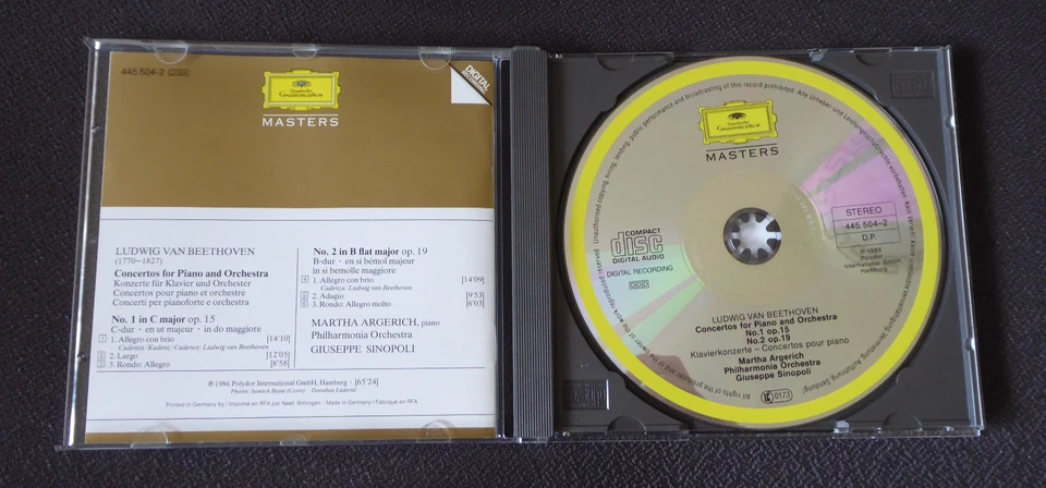 CD Martha Argerich Beethoven Piano Concertos 1 & 2 Philharm. Orch. Sinopoli 1986 - Bild 2 von 3