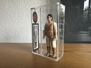 ✨STAR WARS Vintage: KENNER Leia Hoth Version China 🇨🇳Raise Bar “ UKG 85%✨
