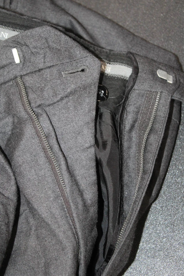 Pantalones de vestir Armani Collezioni para hombre gris oscuro lana cachemir talla 36 Foto 4 de 4