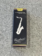 Vandoren Tenor Saxophone Reeds #2.5 SR2225 Box of 5 Reeds Brand New Unopened