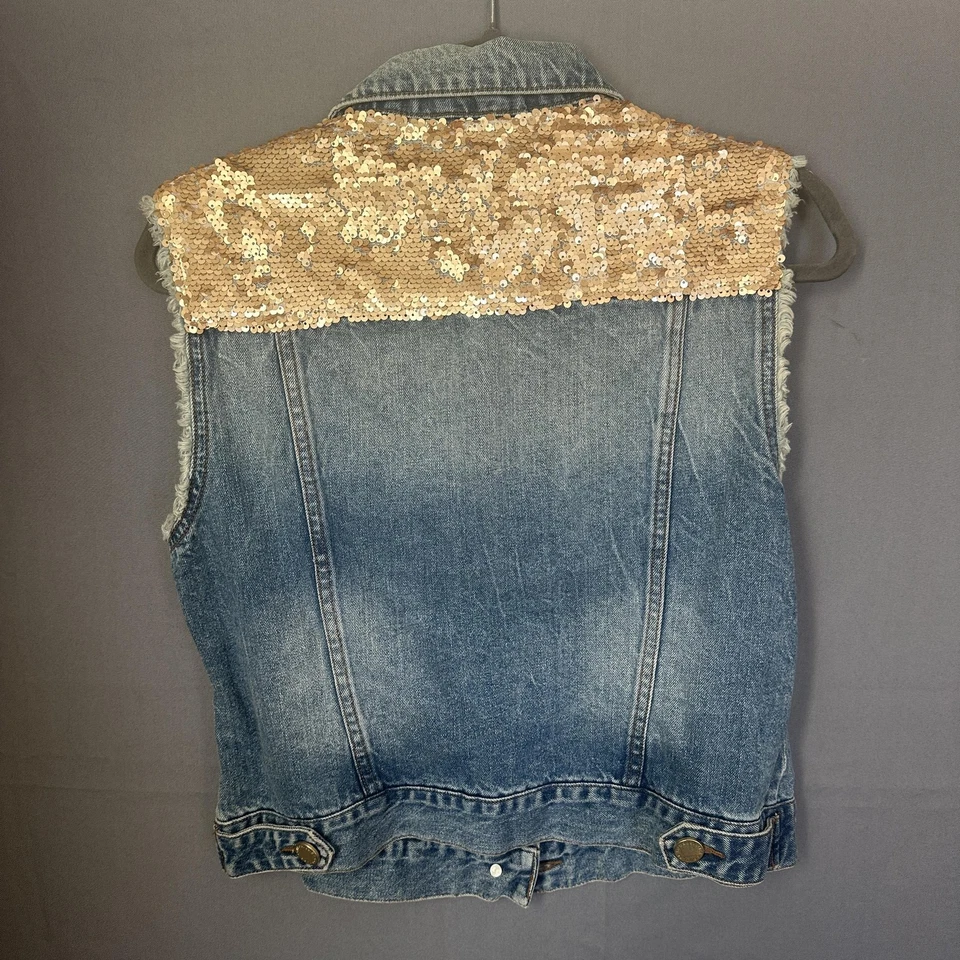 Chaleco de alta costura Romeo & Juliet para mujer azul medio jean lentejuelas desgastado Foto 2 de 4