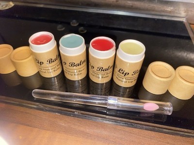 Bio Lippenbalsame - handgegossen, plastikfrei, 100% natürlich, Zero Waste, hergestellt in Großbritannien